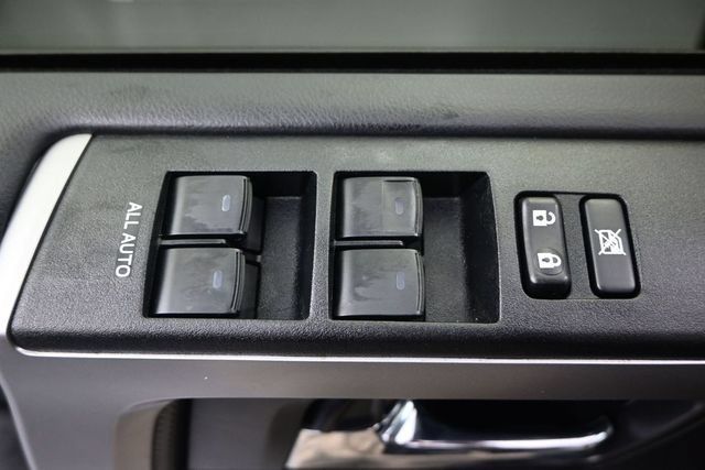 Used 2021 Toyota 4Runner SR5 AWD/4WD image 11