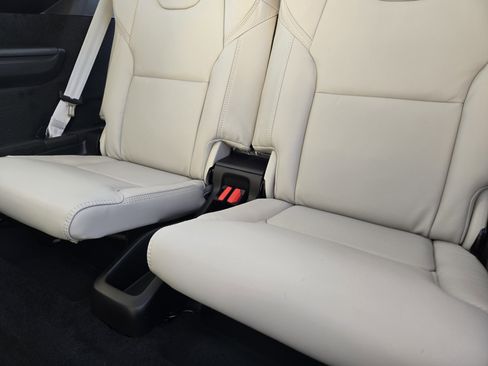 New 2026 Volvo XC90 B6 Ultra w/ Protection Package Premier image 33