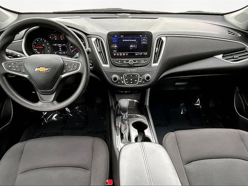 Used 2024 Chevrolet Malibu LT image 16