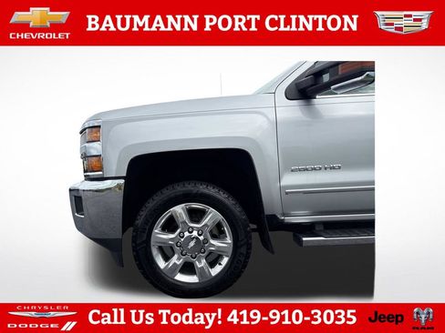 Used 2019 Chevrolet Silverado 2500 LTZ w/ Duramax Plus Package AWD/4WD image 28
