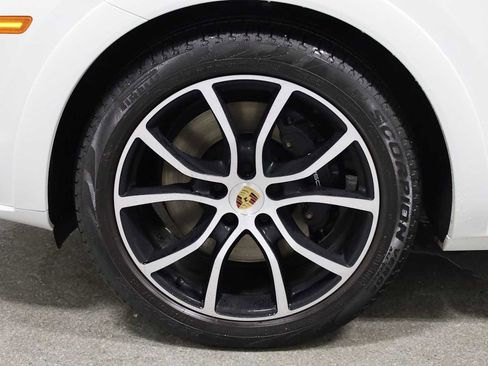 Certified 2023 Porsche Cayenne GTS image 39