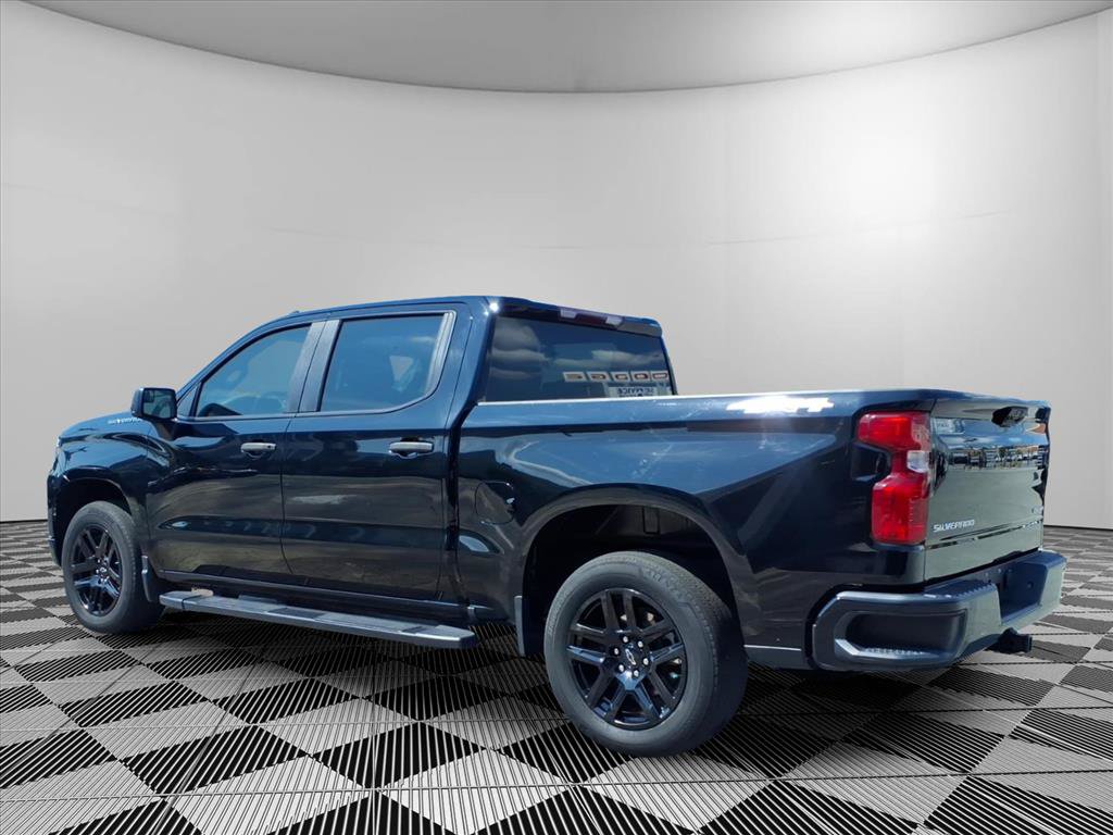 Used 2023 Chevrolet Silverado 1500 Custom AWD/4WD image 27