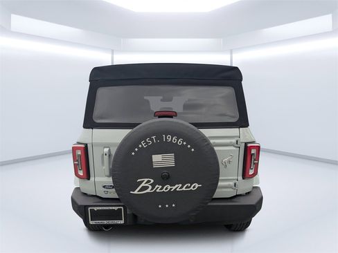 Used 2022 Ford Bronco Outer Banks image 4