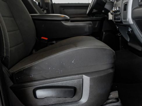 Used 2021 RAM 1500 Tradesman w/ Chrome Plus Package RWD image 31