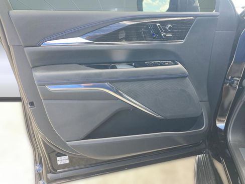 New 2026 Cadillac Escalade IQ Luxury 1 w/ LPO, Floor Liner Package AWD/4WD image 11