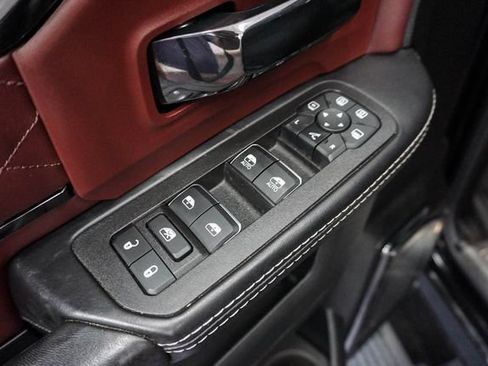 Used 2025 RAM 2500 Limited AWD/4WD image 12