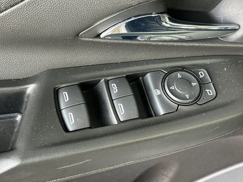 Used 2022 Chevrolet Bolt LT image 13