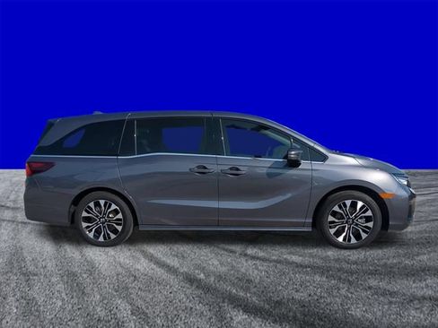 Used 2026 Honda Odyssey Elite image 3