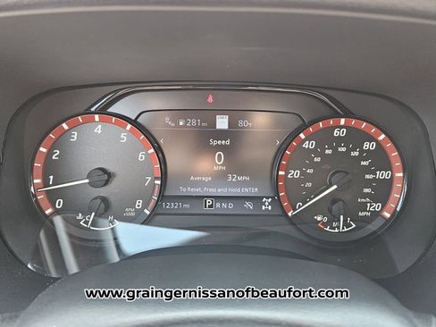 Used 2024 Nissan Frontier PRO-4X w/ Technology Package image 14