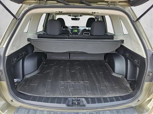 Used 2024 Subaru Forester Premium image 19