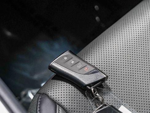 Used 2024 Lexus RZ 300e Premium FWD image 29