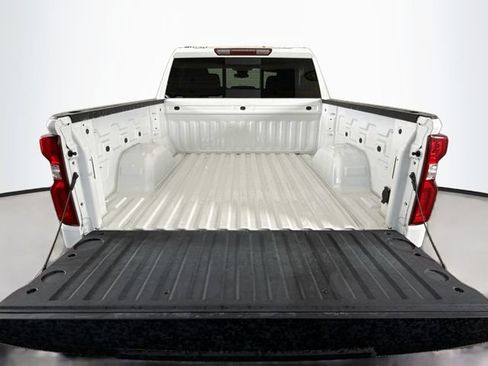 Used 2025 Chevrolet Silverado 1500 LT Trail Boss w/ Convenience Package II AWD/4WD image 27