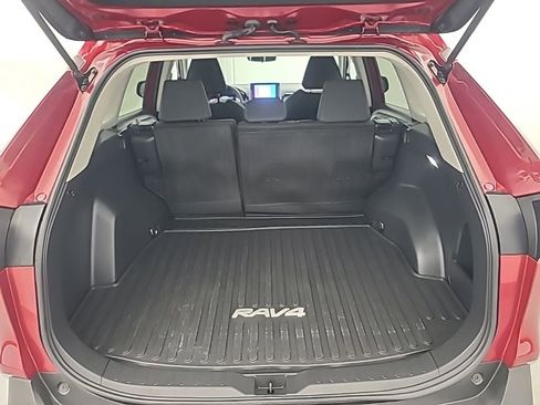 Used 2023 Toyota RAV4 LE image 19