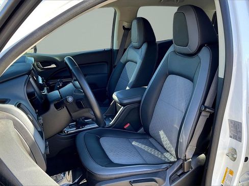 Used 2022 Chevrolet Colorado Z71 image 25