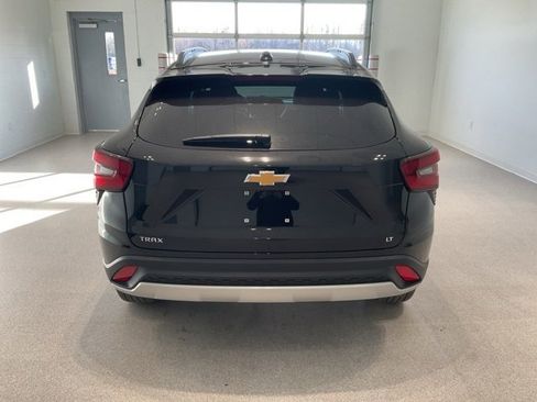 New 2026 Chevrolet Trax LT image 5