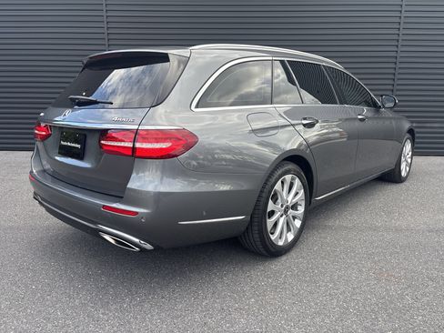 Used 2018 Mercedes-Benz E 400 4MATIC Wagon image 5