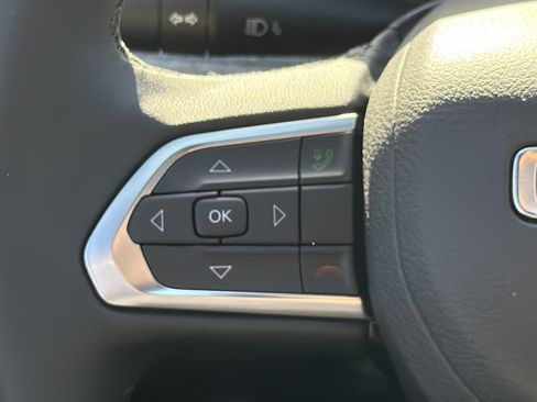 New 2026 Jeep Compass Latitude image 26