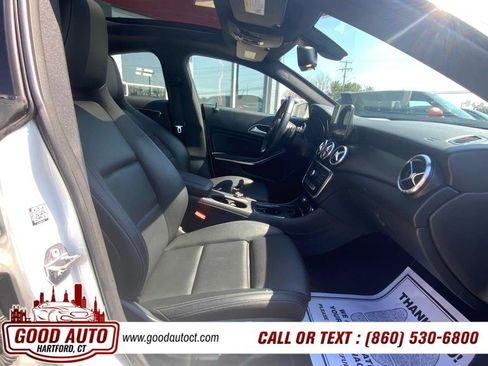 Used 2018 Mercedes-Benz CLA 250 4MATIC image 13