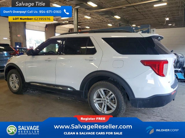 Used 2020 Ford Explorer XLT AWD/4WD image 3