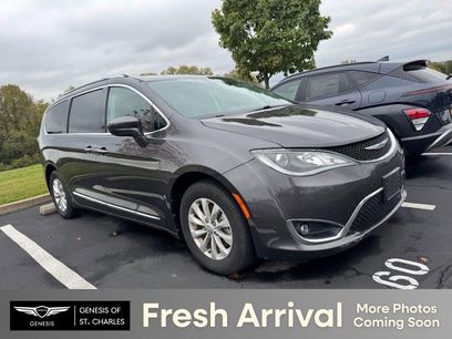 Used 2019 Chrysler Pacifica Touring-L