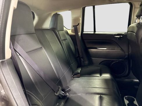 Used 2016 Jeep Compass High Altitude AWD/4WD image 19