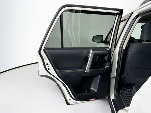 Used 2022 Toyota 4Runner SR5 image 26