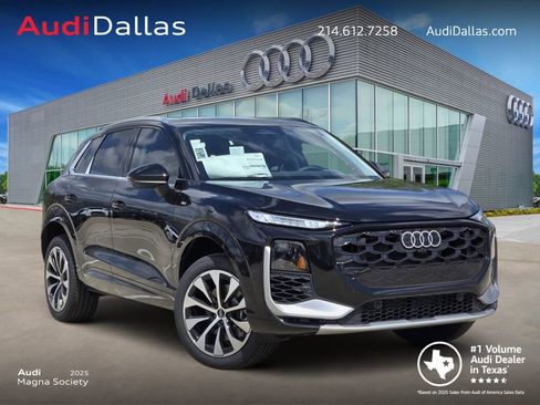 New 2026 Audi Q3 quattro 2.0T AWD/4WD image 1