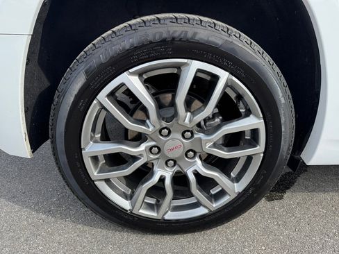 Used 2022 GMC Terrain Denali image 26