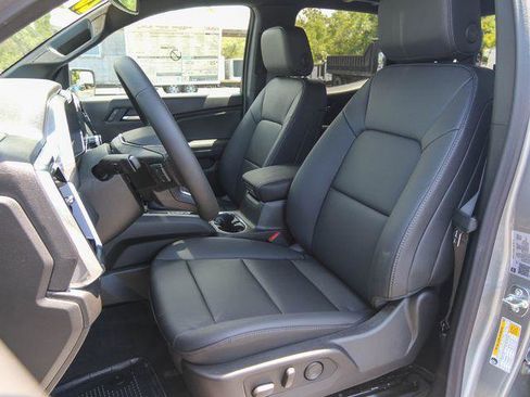 New 2026 GMC Canyon Elevation w/ Convenience Package RWD image 16