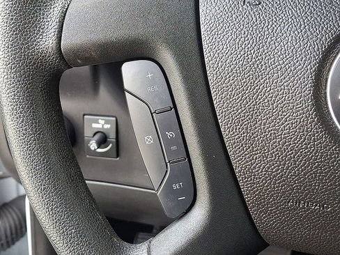Used 2024 Chevrolet Express 2500 w/ Driver Convenience Package image 26