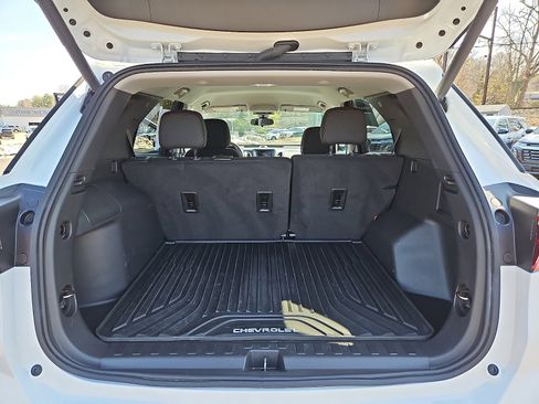 Used 2023 Chevrolet Equinox LT image 29
