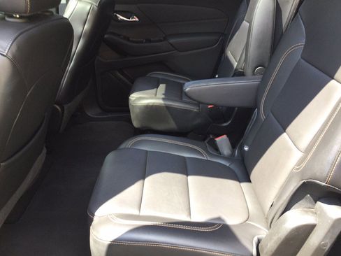 Used 2018 Chevrolet Traverse LT AWD/4WD image 23