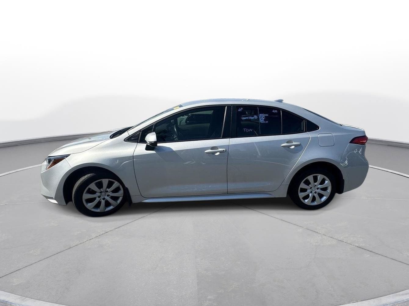 Used 2026 Toyota Corolla LE FWD image 51