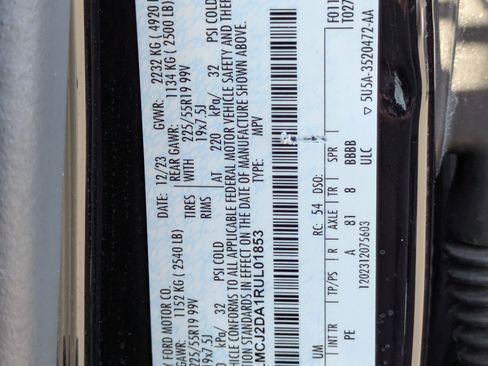 Used 2024 Lincoln Corsair Reserve w/ Equipment Group 201A image 34