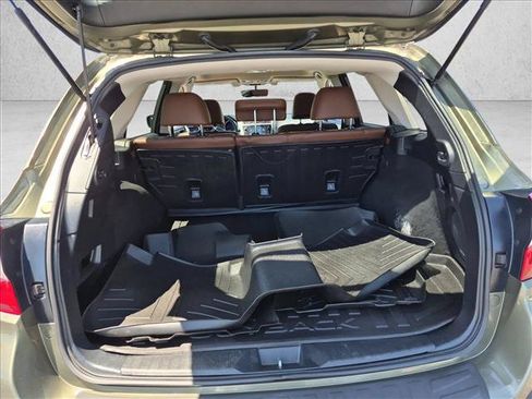 Used 2019 Subaru Outback 3.6R Touring w/ Popular Package #3A AWD/4WD image 6