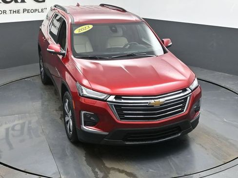 Used 2023 Chevrolet Traverse LT w/ LT Premium Package image 48