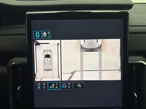 New 2026 GMC Acadia Elevation w/ LPO, All-Weather Package AWD/4WD image 29