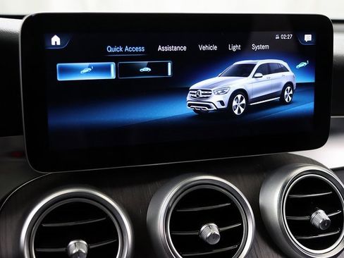 Certified 2022 Mercedes-Benz GLC 300 4MATIC image 17