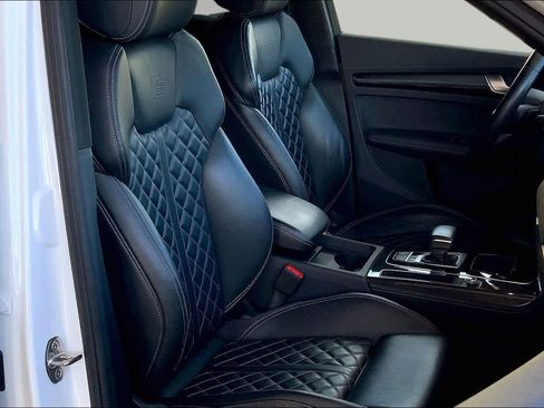 Used 2023 Audi SQ5 Premium Plus w/ Premium Plus Package AWD/4WD image 9