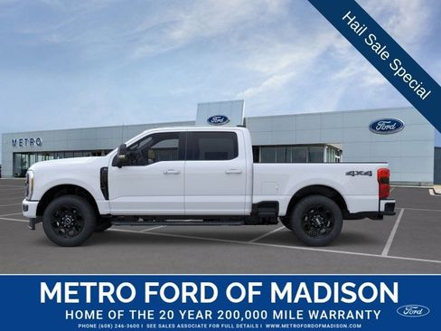 New 2026 Ford F350 XLT w/ XLT Premium Package AWD/4WD image 3