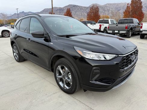 Used 2025 Ford Escape ST-Line image 1