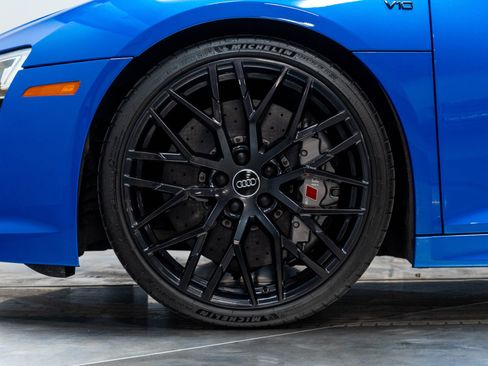 Used 2017 Audi R8 V10 plus AWD/4WD image 30