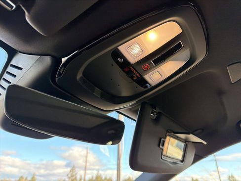 New 2026 Volvo XC60 B5 Core image 58