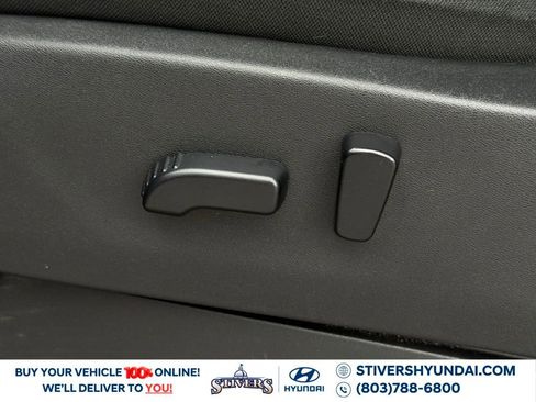 Used 2022 Nissan Frontier PRO-4X image 28