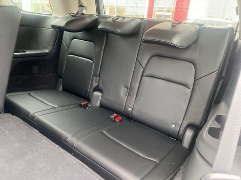 Used 2023 Nissan Pathfinder SL image 23