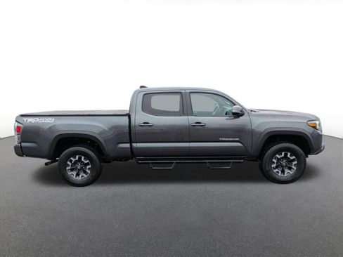 Used 2023 Toyota Tacoma TRD Off-Road w/ TRD Premium Off Road Package image 3