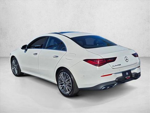 Used 2025 Mercedes-Benz CLA 250 image 8