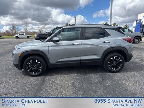 Used 2023 Chevrolet TrailBlazer LT w/ Convenience Package image 6