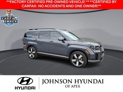 Used 2024 Hyundai Santa Fe Limited AWD/4WD image 2