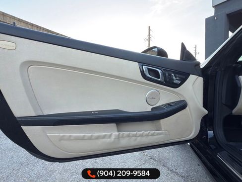 Used 2018 Mercedes-Benz SLC 300 image 24